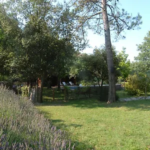  Bed & Breakfast Les Pierres Sauvages France